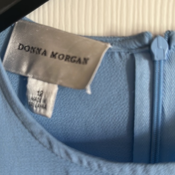 Donna Morgan Pleated Sleeveless Crew Neck Stretch Crepe Midi Dress - Picture 7 of 7